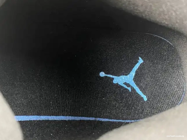 University 13 Jordan Blue Air DJ5982-041 0422